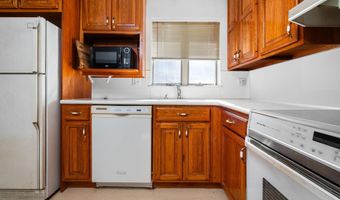 2219 Needham Rd, Ann Arbor, MI 48104