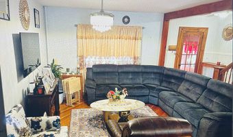 127 W 55TH St, Bayonne, NJ 07002