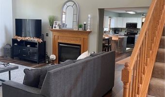 2435 Queensbury Rd, Alliance, OH 44601
