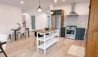 1002 Abby Rd, Alton, IA 51003