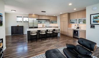 1049 SE 6th St, Bend, OR 97702
