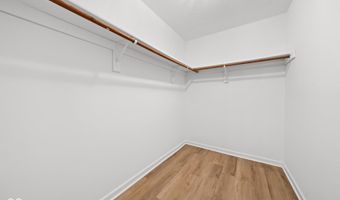 7148 Atmore Dr, Indianapolis, IN 46217