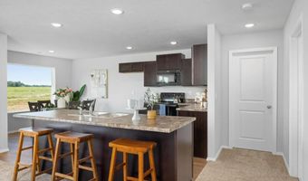 108 Pin Oak Dr, Aurora, MO 65605