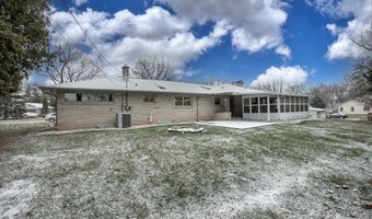 1521 GEORGE St, Appleton, WI 54915