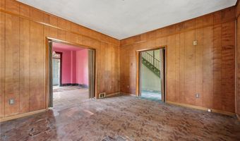 1427 Duss Ave, Ambridge, PA 15003