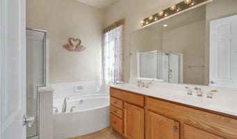 19269 Galloping Hill Rd, Apple Valley, CA 92308