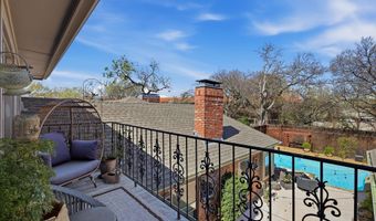 14917 Oaks N Dr, Addison, TX 75254