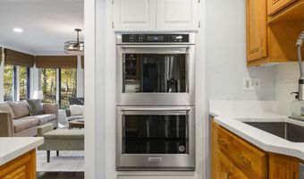 197 Liberty Hill Rd, Bedford, NH 03110