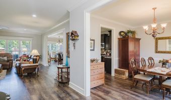 5916 Worth Ave, Benton, AR 72019