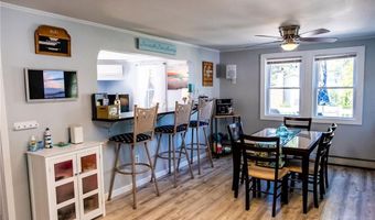 58 Allston Ave, Middletown, RI 02842