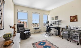 77 S Evergreen Ave 1204, Arlington Heights, IL 60005