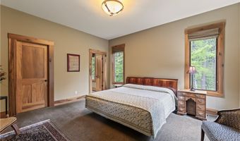 805 Cascades Dr, Aurora, OH 44202