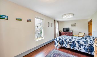 118 Grant Ave, Albertson, NY 11507