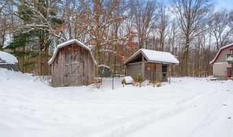 706 26th St, Allegan, MI 49010