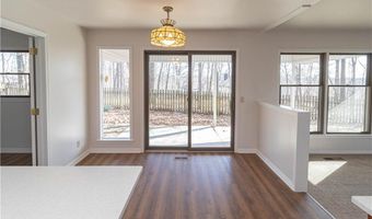 1 Sandon Ln, Bella Vista, AR 72715