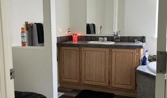 8334 Mina Bird Dr, Bonanza, OR 97623