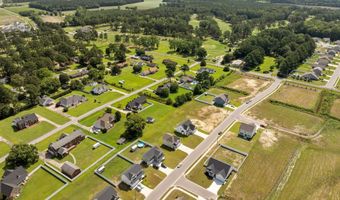853 Mulligan Dr, Ayden, NC 28513