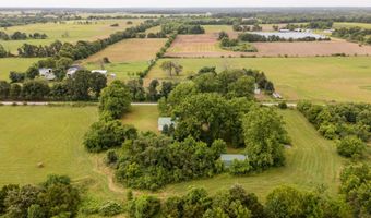 21402 Lawrence 2192, Aurora, MO 65605