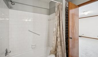 1519 Planters Ridge Ln, Alpharetta, GA 30004