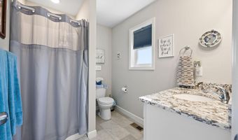 6995 Linwood Dr NE, Albertville, MN 55301