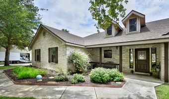1810 Burr Oak, Adkins, TX 78101