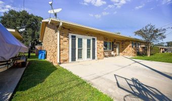 712 Deprima St, Berwick, LA 70342