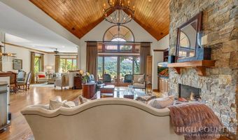 35 Valley Vista Ct, Banner Elk, NC 28604