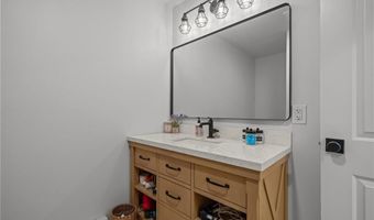 33 Slavin Path, Glocester, RI 02814