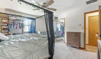 8448 Seattle Slew Ln, Indianapolis, IN 46217