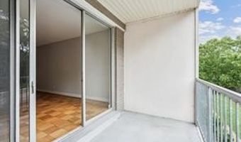 4977 BATTERY Ln 1-311, Bethesda, MD 20814