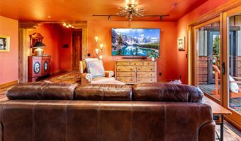 32220 Tamarack Dr, Bigfork, MT 59911