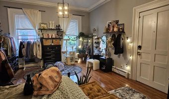 15 Ten Broeck St 1, Albany, NY 12210