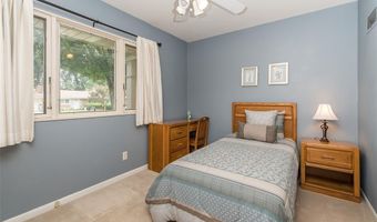 737 Smith Dr, Ballwin, MO 63011