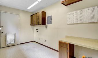 1336 Staubbach Cir, Anchorage, AK 99508