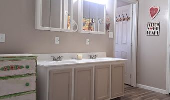 1205 10th St NW, Albuquerque, NM 87124