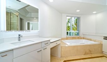 21050 NE 38th Ave 305, Aventura, FL 33180
