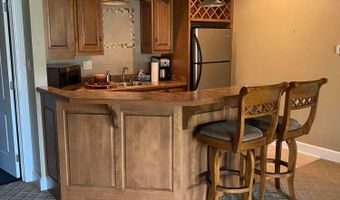 3475 Torrey Pines Dr, Akron, OH 44333