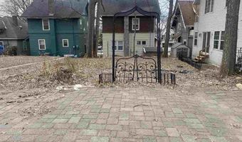 109 S 4th St, Mankato, MN 56001