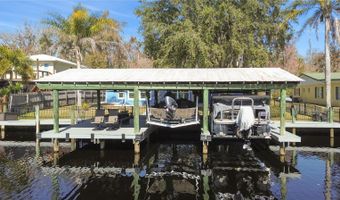1621 SPRING GARDEN Dr, Astor, FL 32102