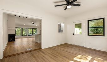 1 Adams Ln, Bella Vista, AR 72715