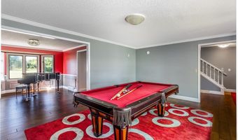 55 Hunt Club Cir, Amherst, NY 14051