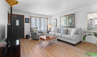 609 S MEMORIAL Dr, Appleton, WI 54914
