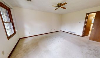 80 Hillcrest Estates Dr, Batesville, IN 47006
