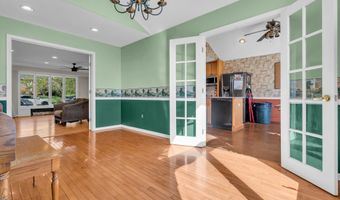 42 Crest Dr, Basking Ridge, NJ 07920