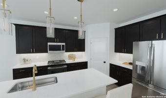 175 Peeps Ct, Adkins, TX 78101