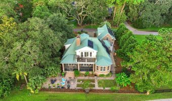 3 Butterfield Ln, Beaufort, SC 29907