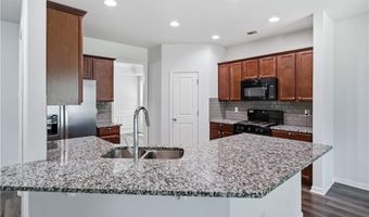 4960 Ducote Trl, Alpharetta, GA 30004