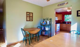 560 S Emerald Isle, Alderson, WV 24910