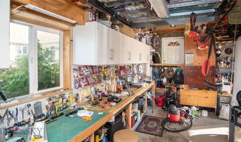 65 Indian Rings Rd, Big Timber, MT 59011