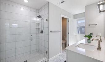 5863 156th St W, Apple Valley, MN 55124